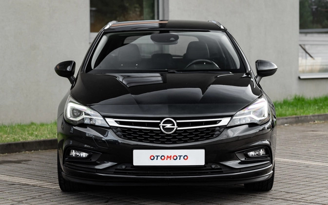 Opel Astra cena 44900 przebieg: 173000, rok produkcji 2016 z Radom małe 781